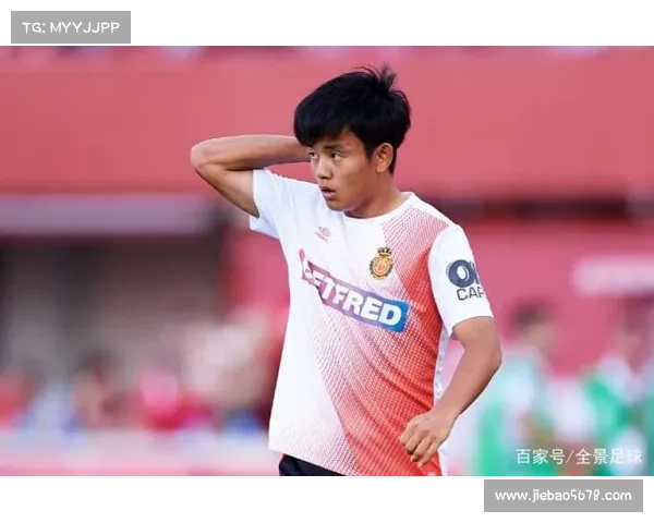 全景深度全面解析武磊辉煌纪录成就与职业生涯多维发展轨迹的研究 全景深度全面解析武磊辉煌纪录成就与职业生涯多维发展轨迹的研究