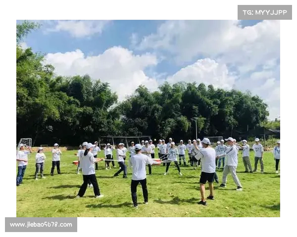 如何高效组织一场成功的职工足球联赛活动提升团队凝聚力与员工参与感