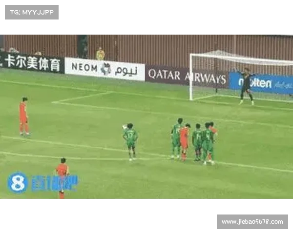 守门员扑点球技巧与策略解析 提升反应速度与心理素质的关键要素