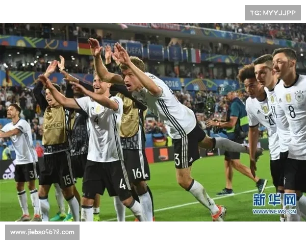 德国点球战胜意大利晋级2016年欧洲杯四强 赛后球迷激情庆祝 德国点球战胜意大利晋级2016年欧洲杯四强 赛后球迷激情庆祝